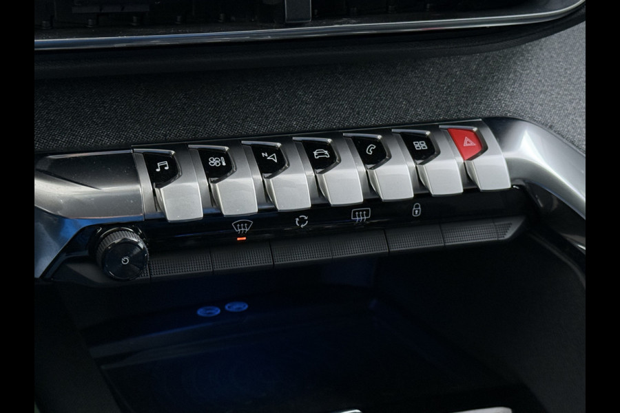 Peugeot 3008 1.2T 131PK AUT. Trekhaak 360°Camera 1/2 Leer 18" Navi Ecc Apple Carplay Android Connected-Apps Cruise Control Pdc Blue Premium Keyless Elek.Achterklep Privacy Glas BordHerkenning Lane Assist Led Lmv 18" Regen-Lichtsensor Bluetooth 1.400KG Trekgewicht Dealeronderhouden, laatste-Beurt-93.400km Origineel Nederlandse Auto 1400kg trekvermogen