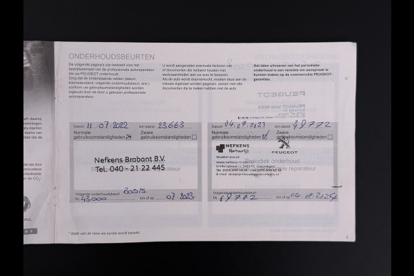 Peugeot 3008 1.2T 131PK AUT. Trekhaak 360°Camera 1/2 Leer 18" Navi Ecc Apple Carplay Android Connected-Apps Cruise Control Pdc Blue Premium Keyless Elek.Achterklep Privacy Glas BordHerkenning Lane Assist Led Lmv 18" Regen-Lichtsensor Bluetooth 1.400KG Trekgewicht Dealeronderhouden, laatste-Beurt-93.400km Origineel Nederlandse Auto 1400kg trekvermogen