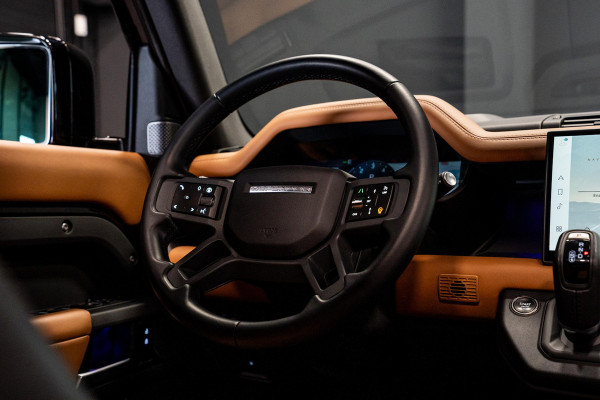 Land Rover Defender 110 2.0 P400e 110 X-Dynamic HSE *Meridian / Panorama / Stoelventilatie / Luchtvering / Head-Up Display /