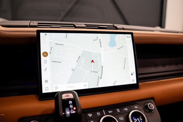 Land Rover Defender 110 2.0 P400e 110 X-Dynamic HSE *Meridian / Panorama / Stoelventilatie / Luchtvering / Head-Up Display /