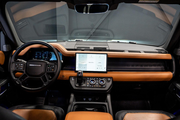 Land Rover Defender 110 2.0 P400e 110 X-Dynamic HSE *Meridian / Panorama / Stoelventilatie / Luchtvering / Head-Up Display /