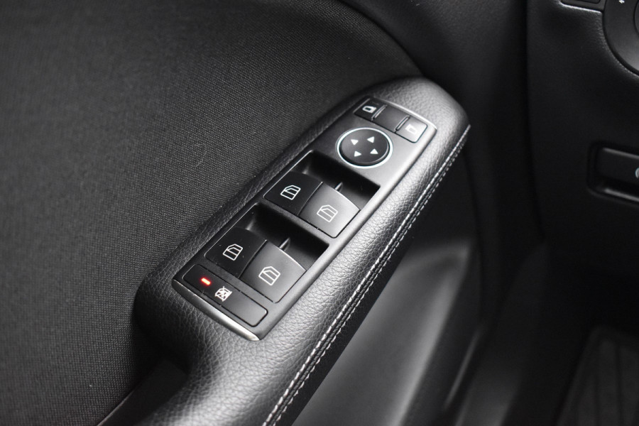 Mercedes-Benz B-Klasse 220 Automaat 1Ste Eigenaar Dealer Onderhouden