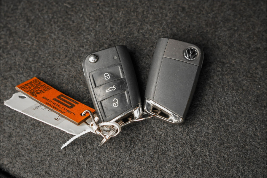 Volkswagen Tiguan 1.4 TSI eHybrid R-Line Business+ Pano ACC Camera