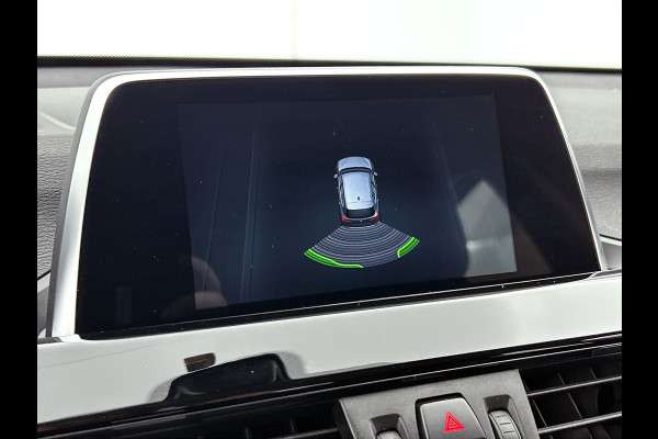 BMW X1 SDrive20i Executive (NL-auto, Goed OnderH, Navi, Sportstoelen, Led, Climate Con, Parkeersensoren, Etc)