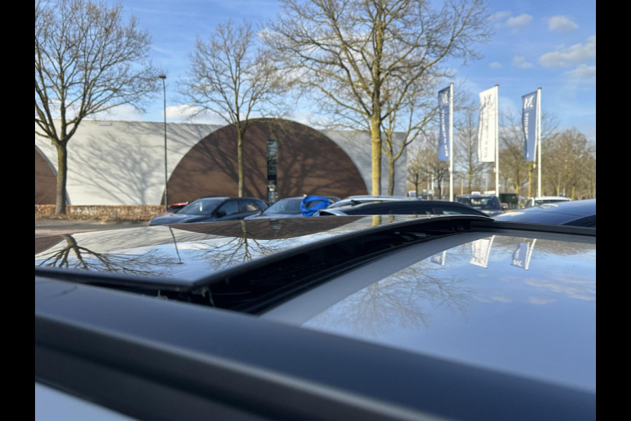 Hyundai Kona 1.6 GDI HEV Premium Sky VAN: 34.900,- VOOR 31.877,- UW LENTEVOORDEEL: 3.023,- | DEALER ONDERHOUDEN | FABR. GARANTIE t/m 06-2031