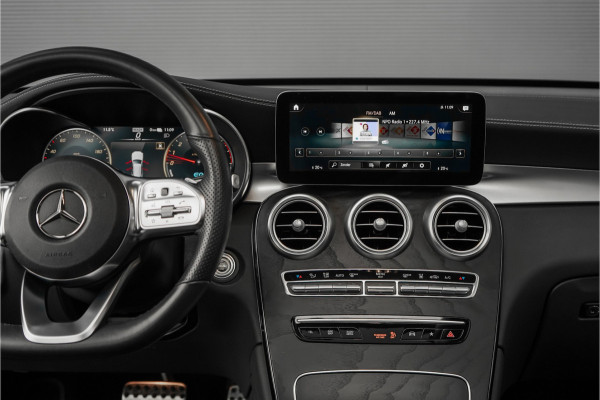 Mercedes-Benz GLC 300e 4M AMG 360° Distronic Plus Pano Elek Trekhaak