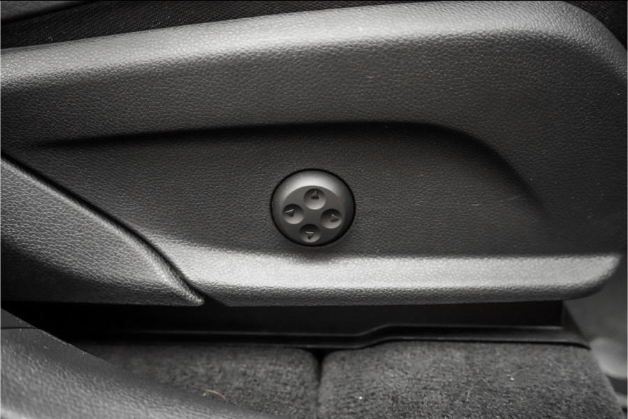 Mercedes-Benz GLC 300e 4M AMG 360° Distronic Plus Pano Elek Trekhaak