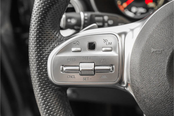 Mercedes-Benz GLC 300e 4M AMG 360° Distronic Plus Pano Elek Trekhaak