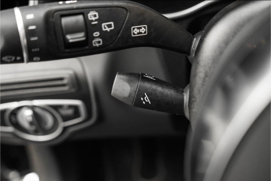 Mercedes-Benz GLC 300e 4M AMG 360° Distronic Plus Pano Elek Trekhaak