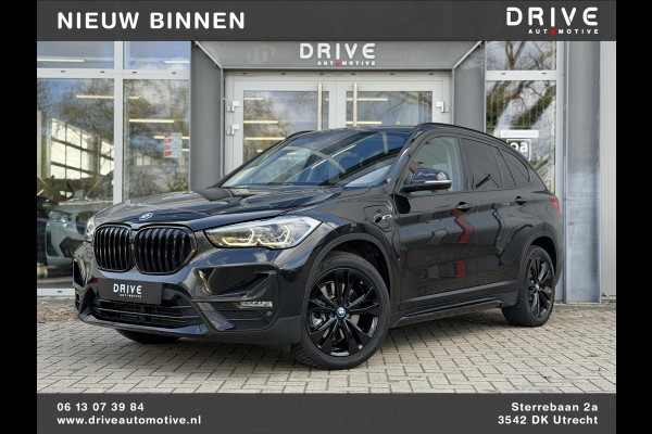BMW X1 xDrive25e High Ex. Sportline Black|Leer|memory|Cam|Sfeer