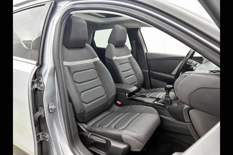 Citroën C4 1.2 Puretech Shine PANO | HEAD-UP | CAMERA