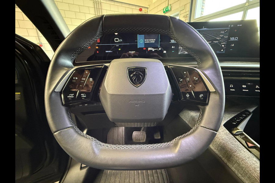 Peugeot 5008 1.2 Hybrid 145 Allure camera stoel/stuurverwarming 1 jaar Bovag Garantie