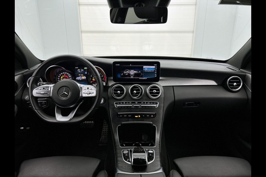 Mercedes-Benz C-Klasse Estate 300 e Premium Plus Pack Panamericana Grille | Trekhaak | lederlook Artico | Stoelverwarming | Navigatie 24 maanden Certified