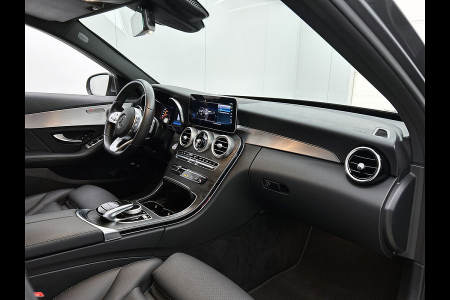 Mercedes-Benz C-Klasse Estate 300 e Premium Plus Pack Panamericana Grille | Trekhaak | lederlook Artico | Stoelverwarming | Navigatie 24 maanden Certified