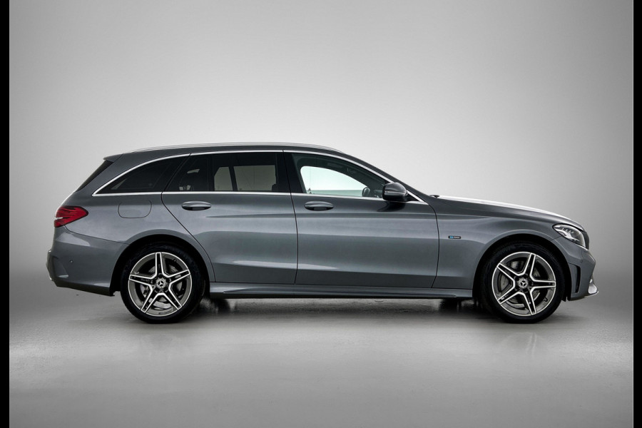 Mercedes-Benz C-Klasse Estate 300 e Premium Plus Pack Panamericana Grille | Trekhaak | lederlook Artico | Stoelverwarming | Navigatie 24 maanden Certified