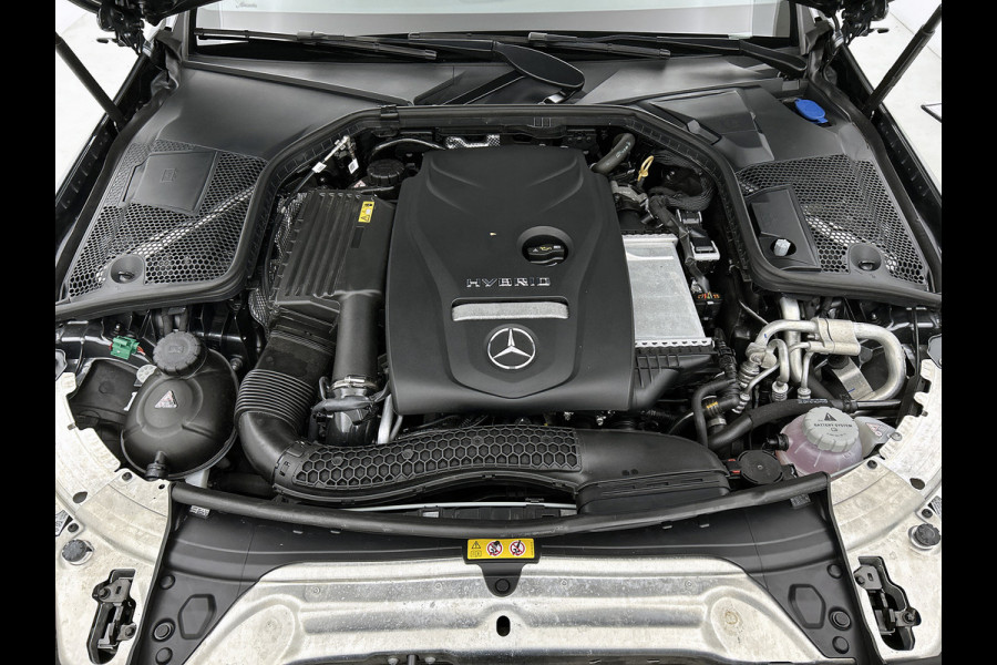 Mercedes-Benz C-Klasse Estate 300 e Premium Plus Pack Panamericana Grille | Trekhaak | lederlook Artico | Stoelverwarming | Navigatie 24 maanden Certified