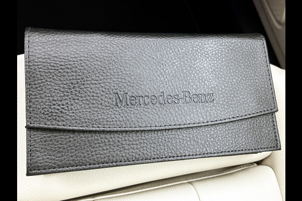 Mercedes-Benz A-Klasse 250 e Luxury Line Panorama Schuif-Kanteldak | Sfeerverlichting | Achteruitrijcamera | Stoelverwarming. Achteruitrij camera | Panorama dak | Memory pakket