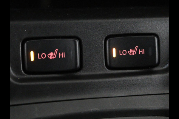 Suzuki Vitara 1.5 Hybrid Style | Trekhaak | Stoelverwarming | Adaptive cruise | Camera | Carplay | Leder/Alcantara | Full LED | Keyless | Navigatie | Climate control | Parkeerhulp