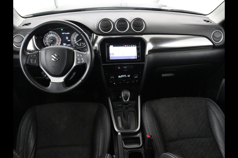 Suzuki Vitara 1.5 Hybrid Style | Trekhaak | Stoelverwarming | Adaptive cruise | Camera | Carplay | Leder/Alcantara | Full LED | Keyless | Navigatie | Climate control | Parkeerhulp