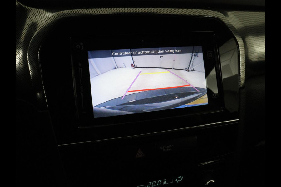 Suzuki Vitara 1.5 Hybrid Style | Trekhaak | Stoelverwarming | Adaptive cruise | Camera | Carplay | Leder/Alcantara | Full LED | Keyless | Navigatie | Climate control | Parkeerhulp