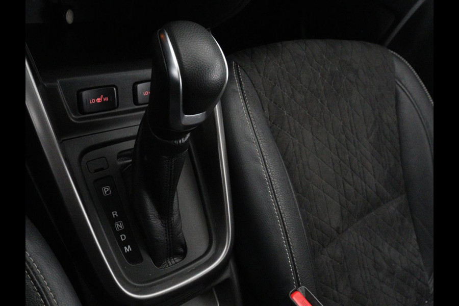 Suzuki Vitara 1.5 Hybrid Style | Trekhaak | Stoelverwarming | Adaptive cruise | Camera | Carplay | Leder/Alcantara | Full LED | Keyless | Navigatie | Climate control | Parkeerhulp