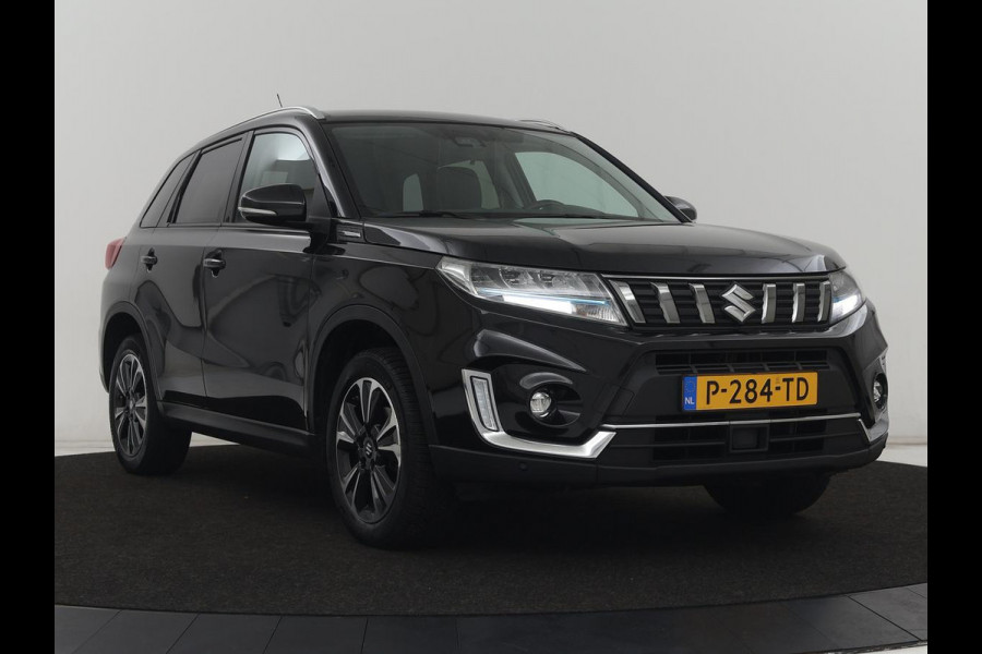 Suzuki Vitara 1.5 Hybrid Style | Trekhaak | Stoelverwarming | Adaptive cruise | Camera | Carplay | Leder/Alcantara | Full LED | Keyless | Navigatie | Climate control | Parkeerhulp