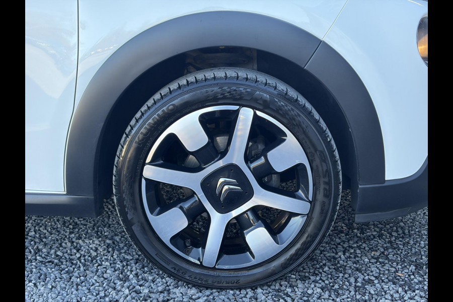 Citroën C3 1.2 PureTech S&S Shine 1e Eigenaar,Dealer Onderhouden,Navi,Camera,Pdc,Rijstrooksensor,110pk,Clima,Cruise,Lm velgen,D-riem vv in 2024,N.A.P,Apk tot 04-2027