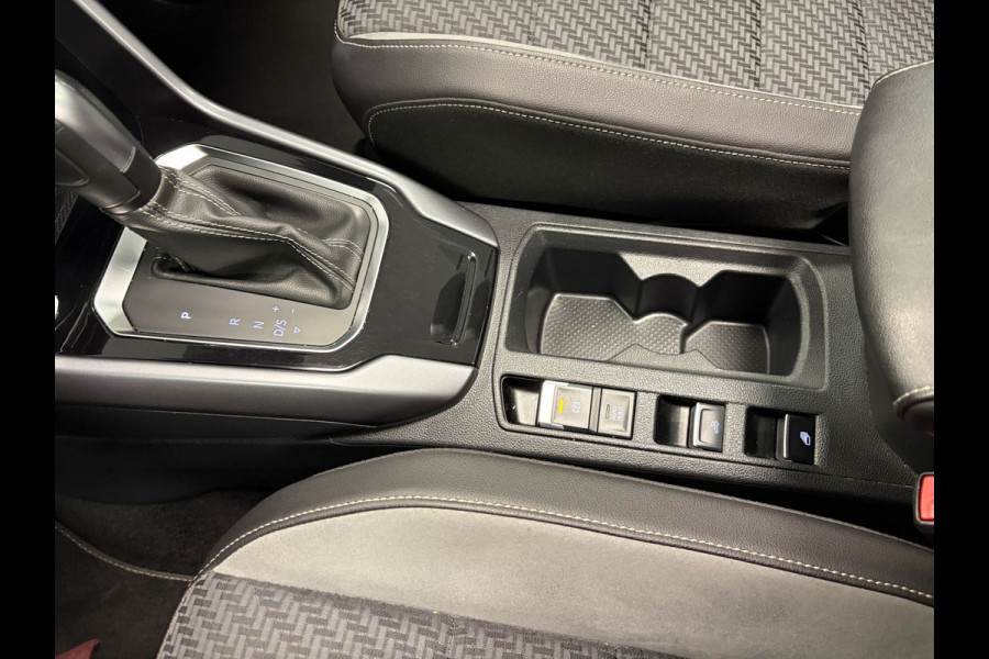 Volkswagen T-Roc Cabrio 1.5 TSI R-Line*Winterpakket*Apple/ Anroid*PDC*LED*Navi*Camera*