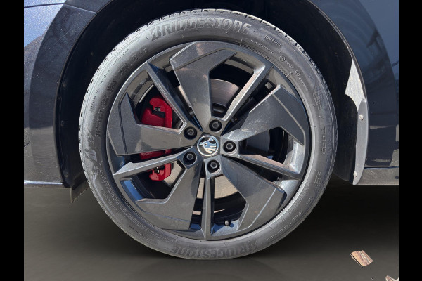 Škoda Octavia Combi 1.4 TSI RS iV PHEV Business | Pano | Head-Up | Led | Stuur verw. | Parksensoren |