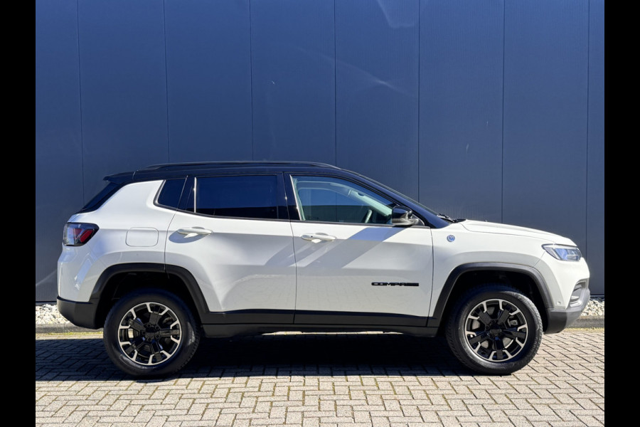Jeep Compass 4xe 240 Plug-in Hybrid Electric Trailhawk | Camera | Leder | Apple Carplay/Android Auto | Navigatie | Cruise control