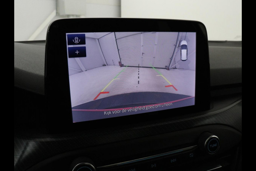 Ford Focus 1.0 EcoBoost ST Line | Panoramadak | Stoel & stuurverwarming | Camera | Carplay | 18'' | Full LED | Climate control | Keyless | Park Assist | Cruise control | Getint glas