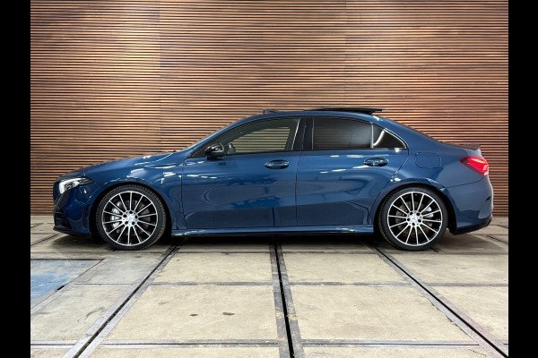 Mercedes-Benz A-Klasse AMG 35 4MATIC NIGHT Premium Plus | PANO | Burmester | Ambient | HuD | MultiBeam LED | Winter-Pakket |MBUX