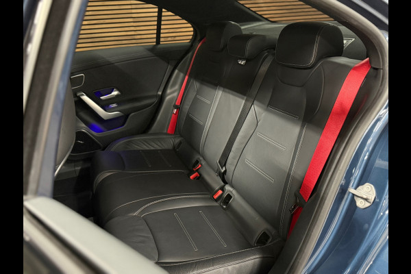 Mercedes-Benz A-Klasse AMG 35 4MATIC NIGHT Premium Plus | PANO | Burmester | Ambient | HuD | MultiBeam LED | Winter-Pakket |MBUX