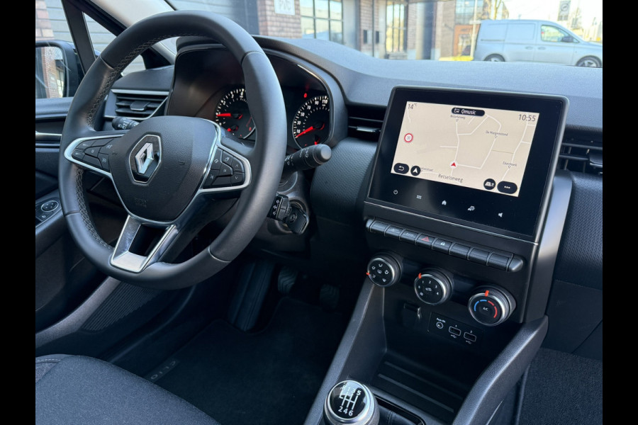 Renault Clio 1.0 TCe Navigatie / Apple CarPlay - Android / 1e Eigenaar / ALL-Season banden / Cruise Control / PDC met optische w