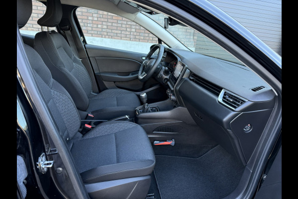 Renault Clio 1.0 TCe Navigatie / Apple CarPlay - Android / 1e Eigenaar / ALL-Season banden / Cruise Control / PDC met optische w