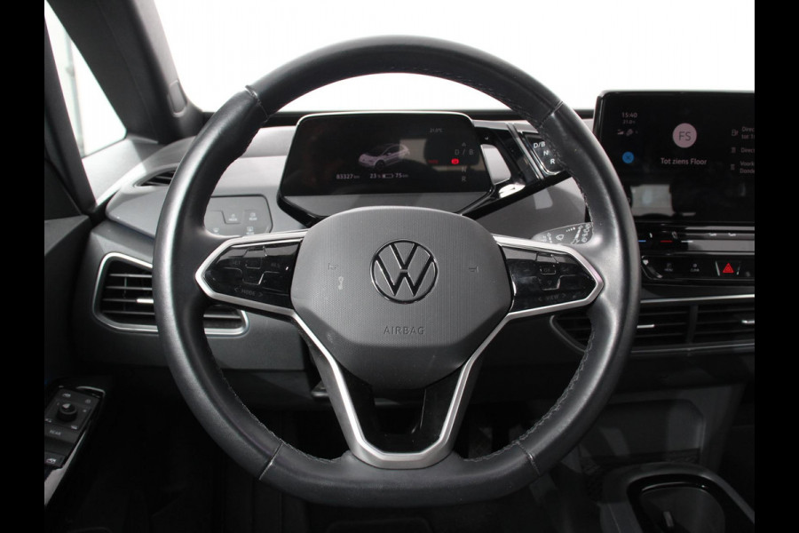 Volkswagen ID.3 Life 58 kWh Climate control Navigatie Cruise control Parkeersensoren voor + achter LED Voorstoelen verwarmd Apple Carplay/ Android Auto