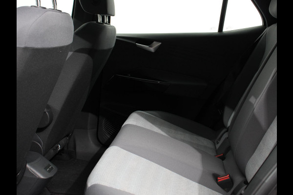 Volkswagen ID.3 Life 58 kWh Climate control Navigatie Cruise control Parkeersensoren voor + achter LED Voorstoelen verwarmd Apple Carplay/ Android Auto