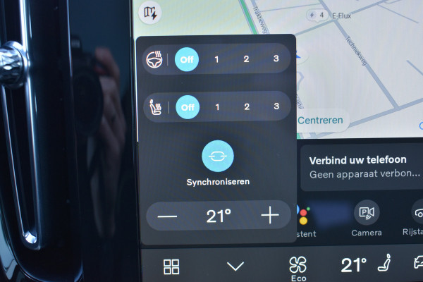 Volvo EC40 Extended Range Plus 82 kWh / Black Sheep pakket met zwart dak / Fjord Blue tapijt / 20" Velgen /