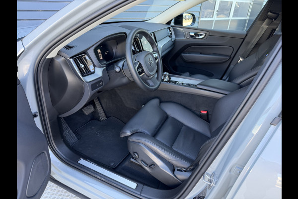 Volvo XC60 2.0 T8 Plug-in hybrid AWD Plus Black Edition