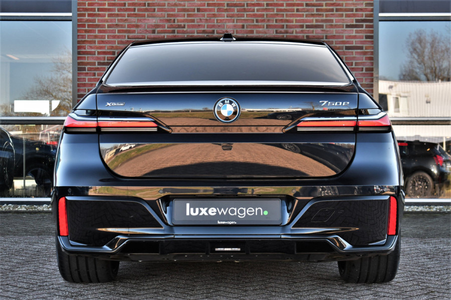 BMW 7 Serie 750e xDrive M-Sport Exe-Lounge Theatre Connoisseur Climate-Acoustic