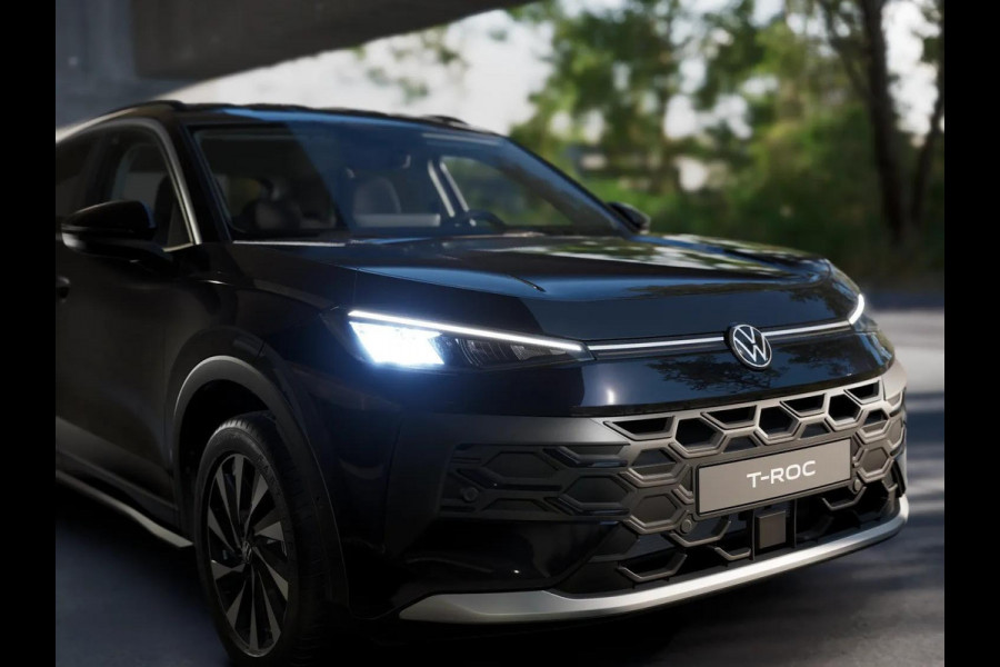 Volkswagen T-Roc Life First Edition 1.5 eTSI 85 kW / 116 PK SUV 7 v