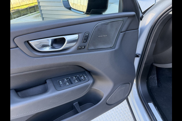 Volvo XC60 2.0 T8 Plug-in hybrid AWD Plus Black Edition