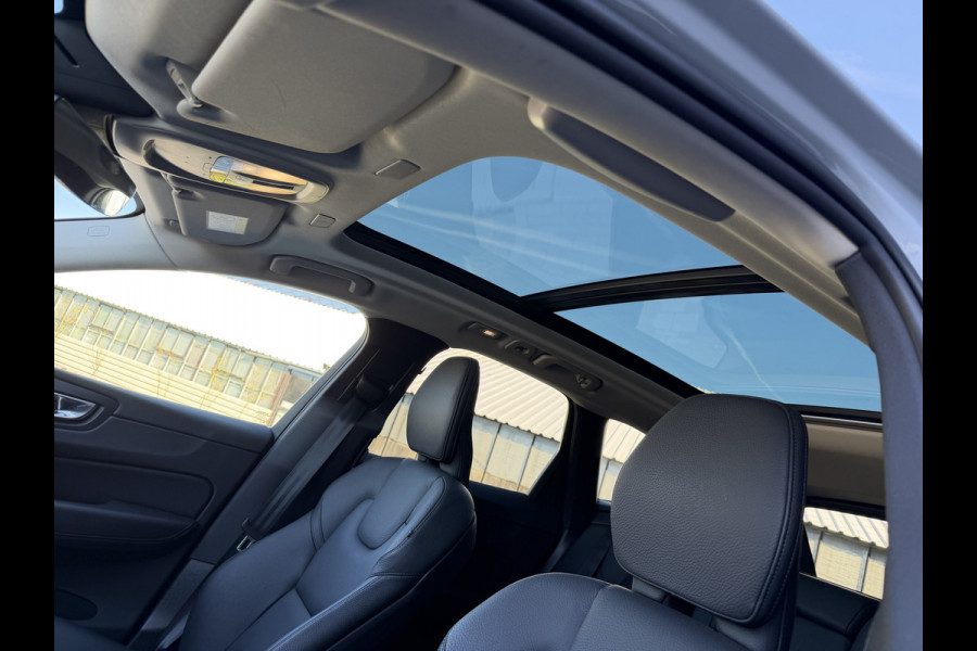 Volvo XC60 2.0 T8 Plug-in hybrid AWD Plus Black Edition