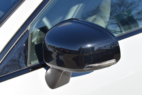 Volvo XC60 T6 AWD 350PK Plug-in Hybrid Ultimate Dark / Head-Up / Trekhaak / Blis / 360 Camera / Schuif/kanteldak /