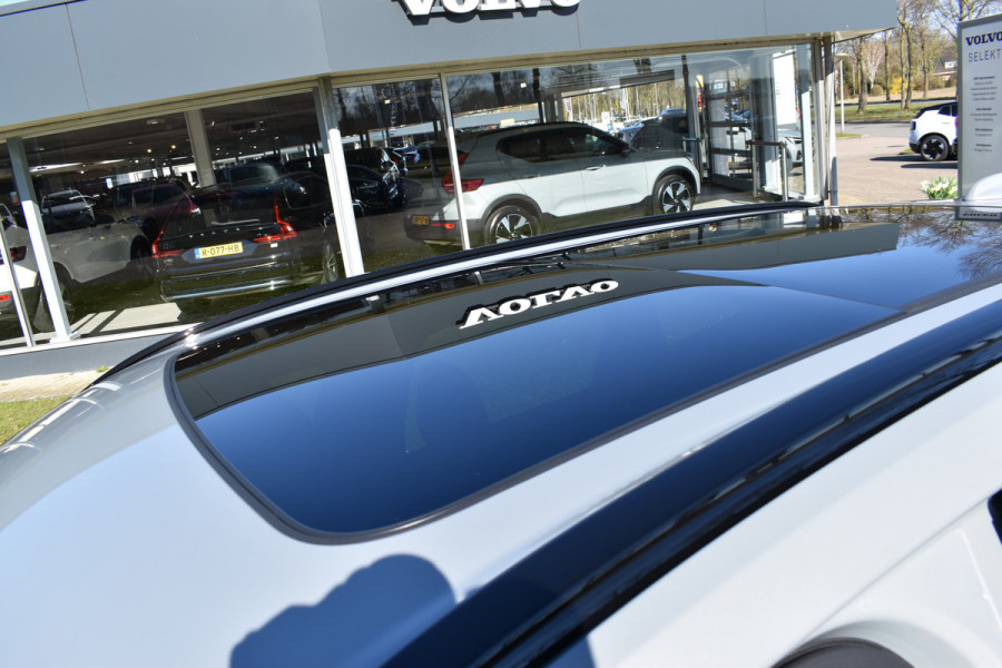 Volvo XC60 T6 AWD 350PK Plug-in Hybrid Ultimate Dark / Head-Up / Trekhaak / Blis / 360 Camera / Schuif/kanteldak /