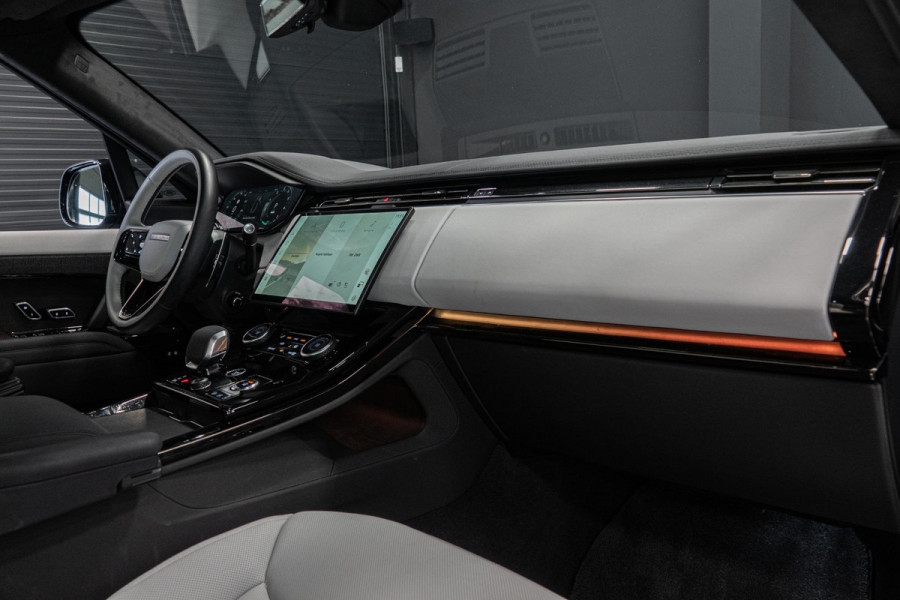Land Rover Range Rover Sport 3.0 P510e Autobiography *Meridian 3D Surround / Massage + Ventilatie / Panorama / Soft-Close / HUD / Vierwiel-besturing*