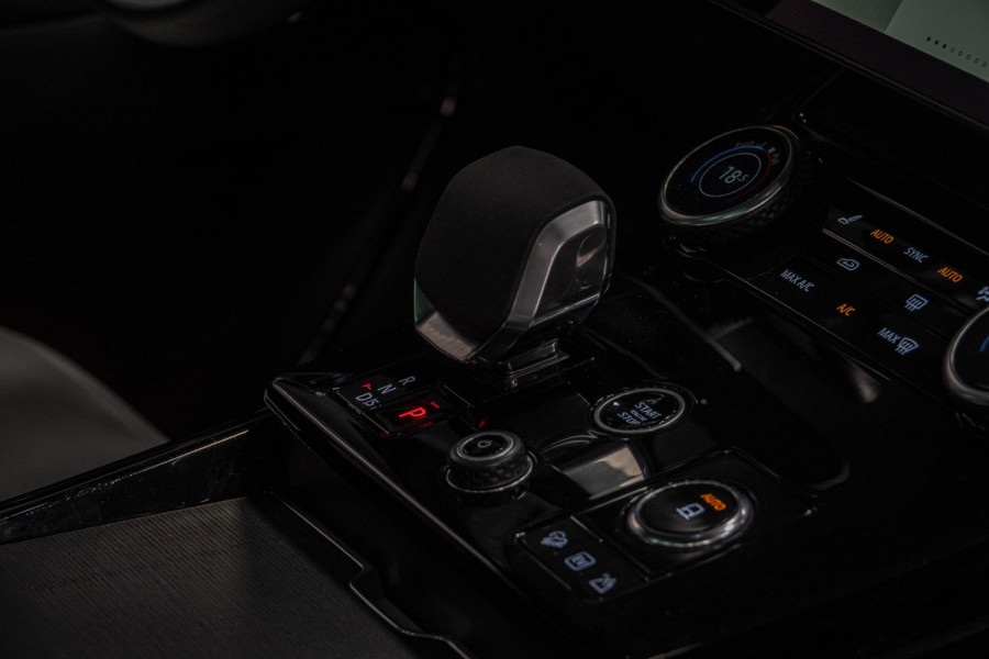 Land Rover Range Rover Sport 3.0 P510e Autobiography *Meridian 3D Surround / Massage + Ventilatie / Panorama / Soft-Close / HUD / Vierwiel-besturing*