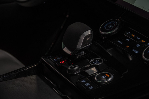 Land Rover Range Rover Sport 3.0 P510e Autobiography *Meridian 3D Surround / Massage + Ventilatie / Panorama / Soft-Close / HUD / Vierwiel-besturing*