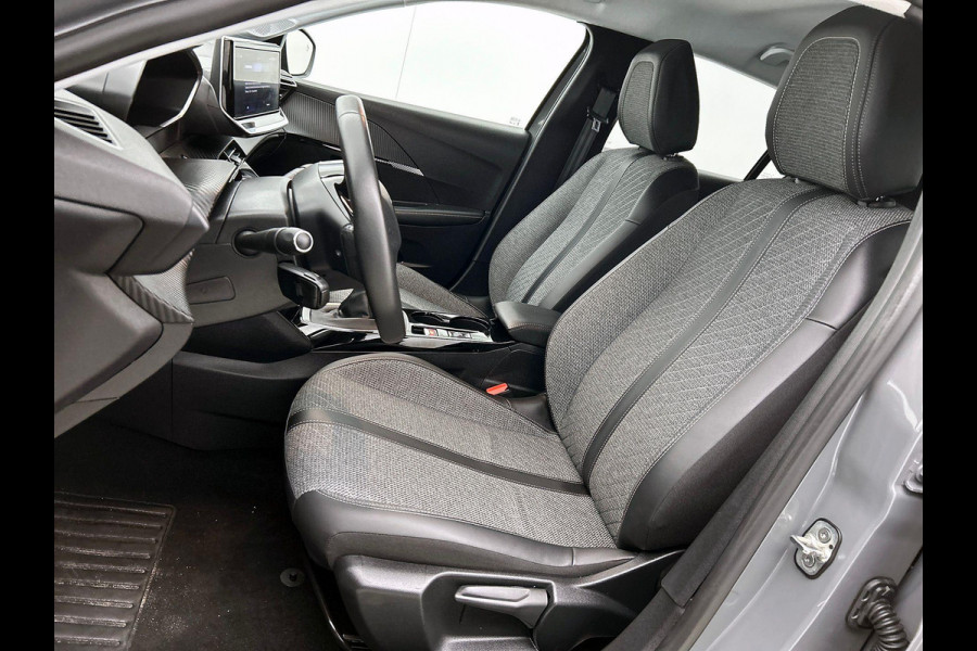 Peugeot 208 1.2 PureTech 100 Allure CARPLAY & NAVI | CAMERAS | AD-CRUISE