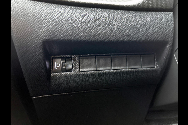 Peugeot 208 1.2 PureTech 100 Allure CARPLAY & NAVI | CAMERAS | AD-CRUISE